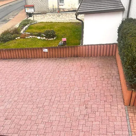 Konukevi Gaestehaus Hofmann - 4 Sterne Ferienwohnung Sommerberg 4*