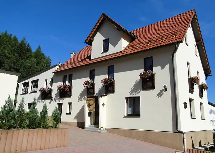 Gaestehaus Hofmann - 4 Sterne Ferienwohnung Sommerberg Konukevi 4*