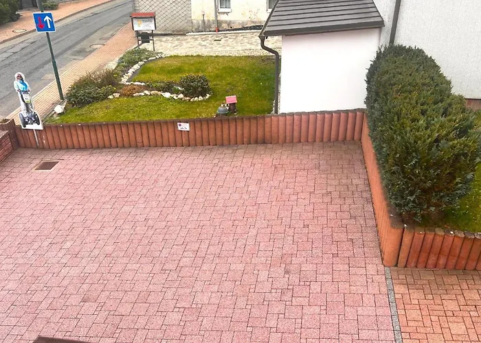 Konukevi Gaestehaus Hofmann - 4 Sterne Ferienwohnung Sommerberg 4*